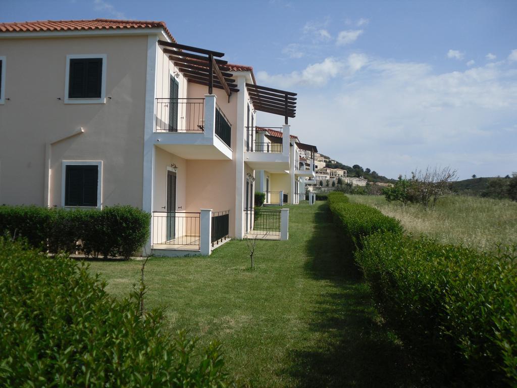 Liberatos Village Аргостолион Екстериор снимка